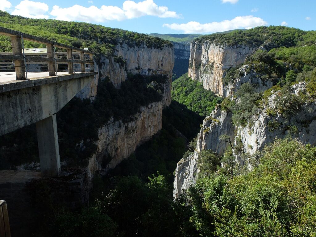 Foz de Arbaiun gorge seen from the Iso viewpoint, Navarra